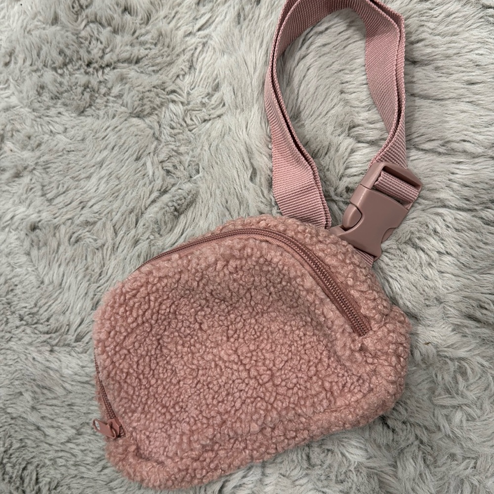 PINK FANNY PACK